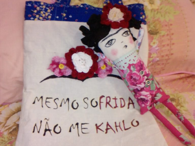 Na espuma dos nossos dias… Troikaville que heróis plantar?