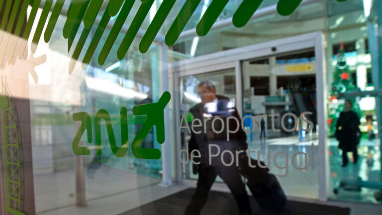 Taxas no Aeroporto de Lisboa vão subir pela sétima vez desde a privatização da ANA
