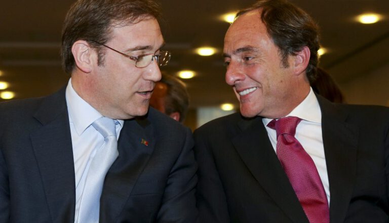 NENHUM BOY FICA PARA TRÁS (por Telmo Vaz Pereira)